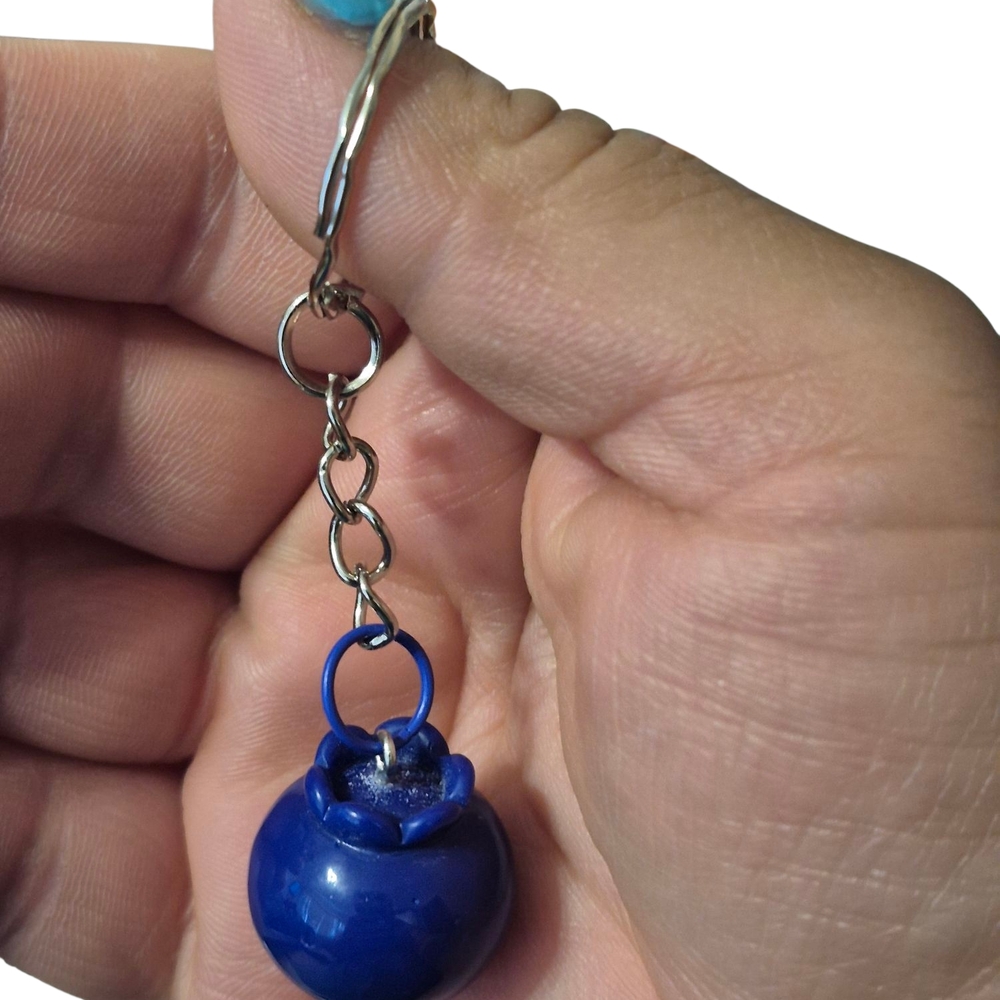 Blueberry JUMBO Exaggerated Keychain Accessory - Picture 4 of 5